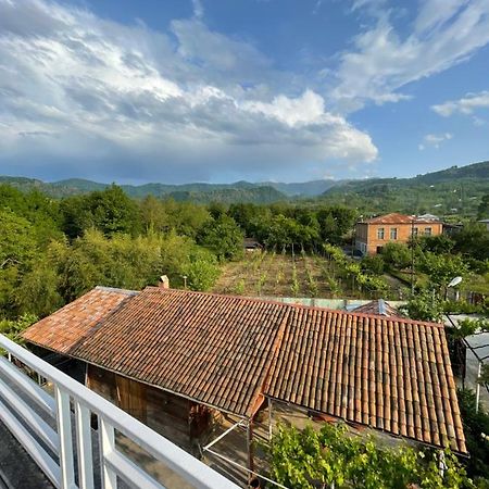 Zaali'S Wine Cellar Bed and Breakfast Vani Εξωτερικό φωτογραφία