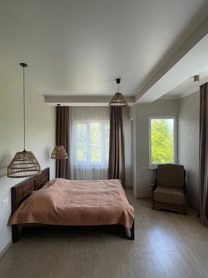 Zaali'S Wine Cellar Bed and Breakfast Vani Εξωτερικό φωτογραφία