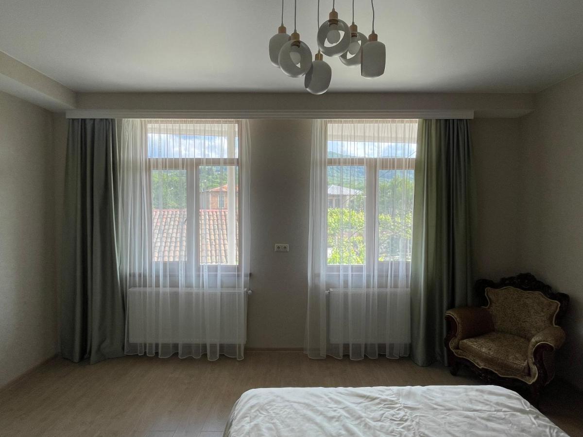 Zaali'S Wine Cellar Bed and Breakfast Vani Εξωτερικό φωτογραφία