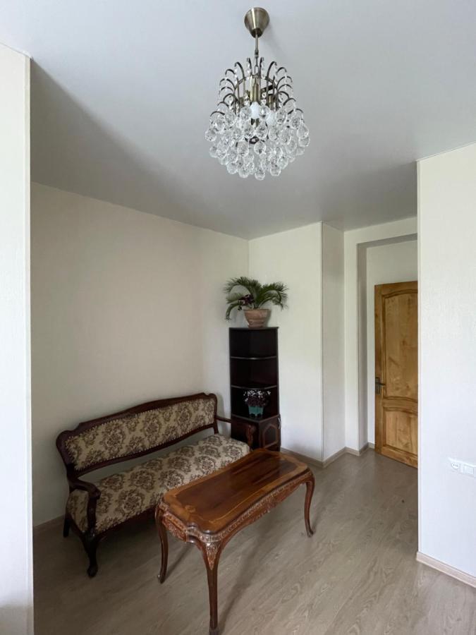 Zaali'S Wine Cellar Bed and Breakfast Vani Εξωτερικό φωτογραφία