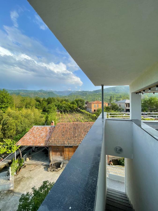 Zaali'S Wine Cellar Bed and Breakfast Vani Εξωτερικό φωτογραφία