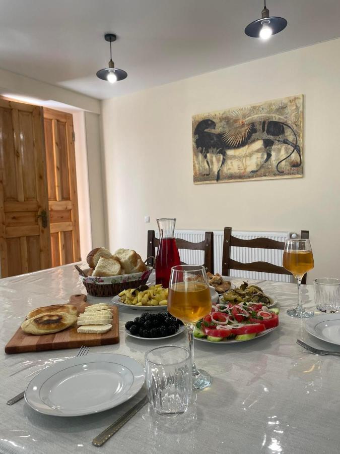 Zaali'S Wine Cellar Bed and Breakfast Vani Εξωτερικό φωτογραφία